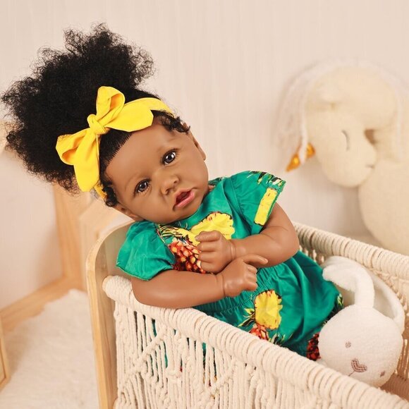 ✨ Hoomai Cloth Body Baby Dolls Green African American Silicone 22.8 Inch Kids - Picture 8 of 9